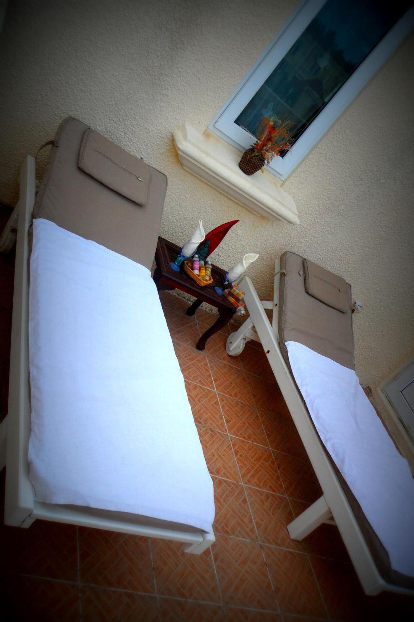 Golden Rod Villa Belle Mare Exterior photo